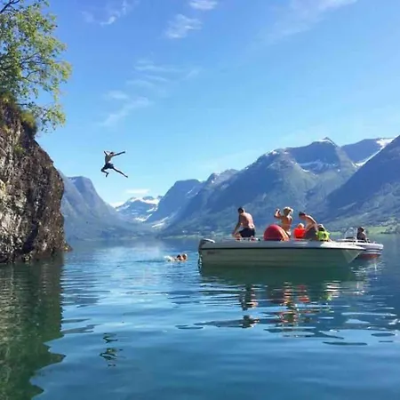 Vista - Panoramic & Fjord Views